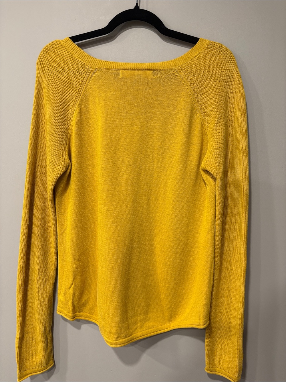 Vero Moda Yellow V-Neck Ribbed Sweater - Picture 3 of 3